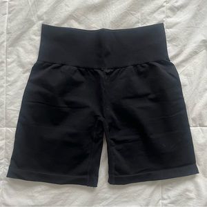 NVGTN Black Solid Seamless Shorts